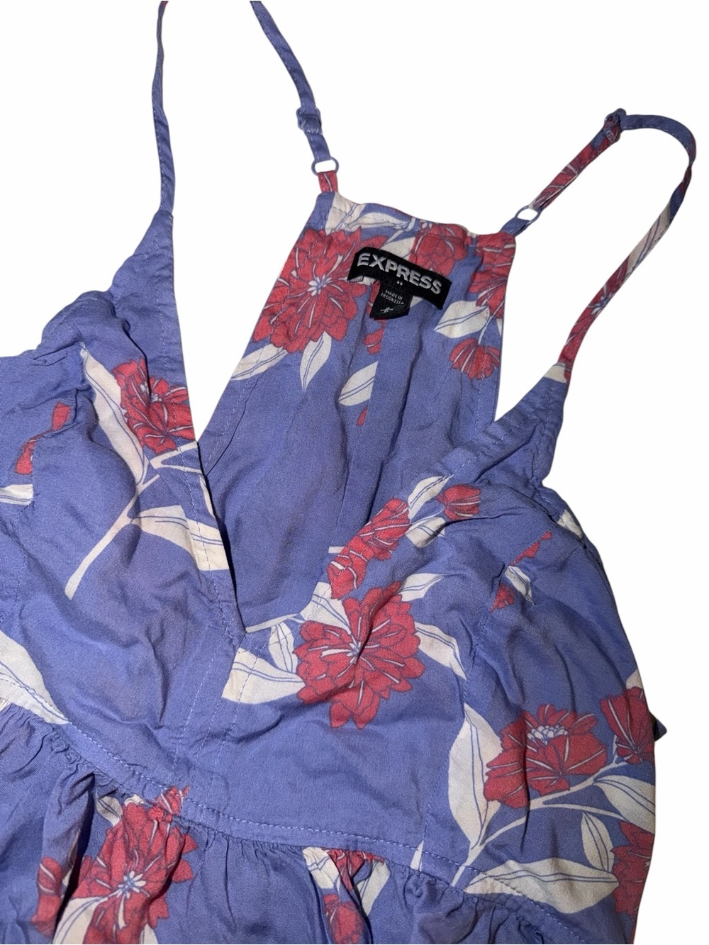 🚨CLEARANCE SALE🚨 Express Blue V-Neck Floral Spaghetti Strap Camisole - Picture 6 of 7